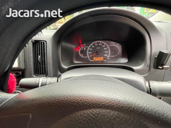 Nissan AD Wagon 1,5L 2015-9