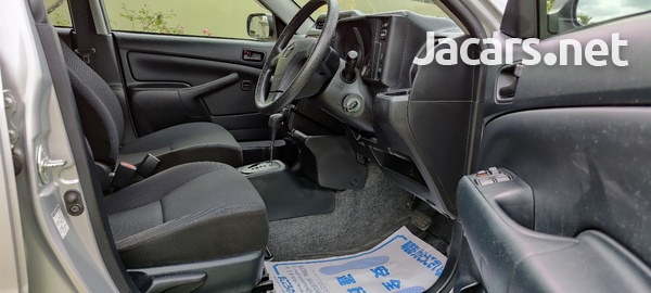 Toyota Probox 1,5L 2017-12