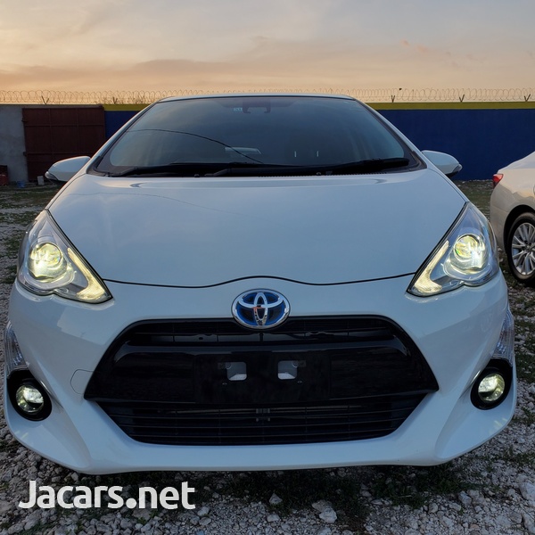 Toyota Aqua 1,5L 2016-2
