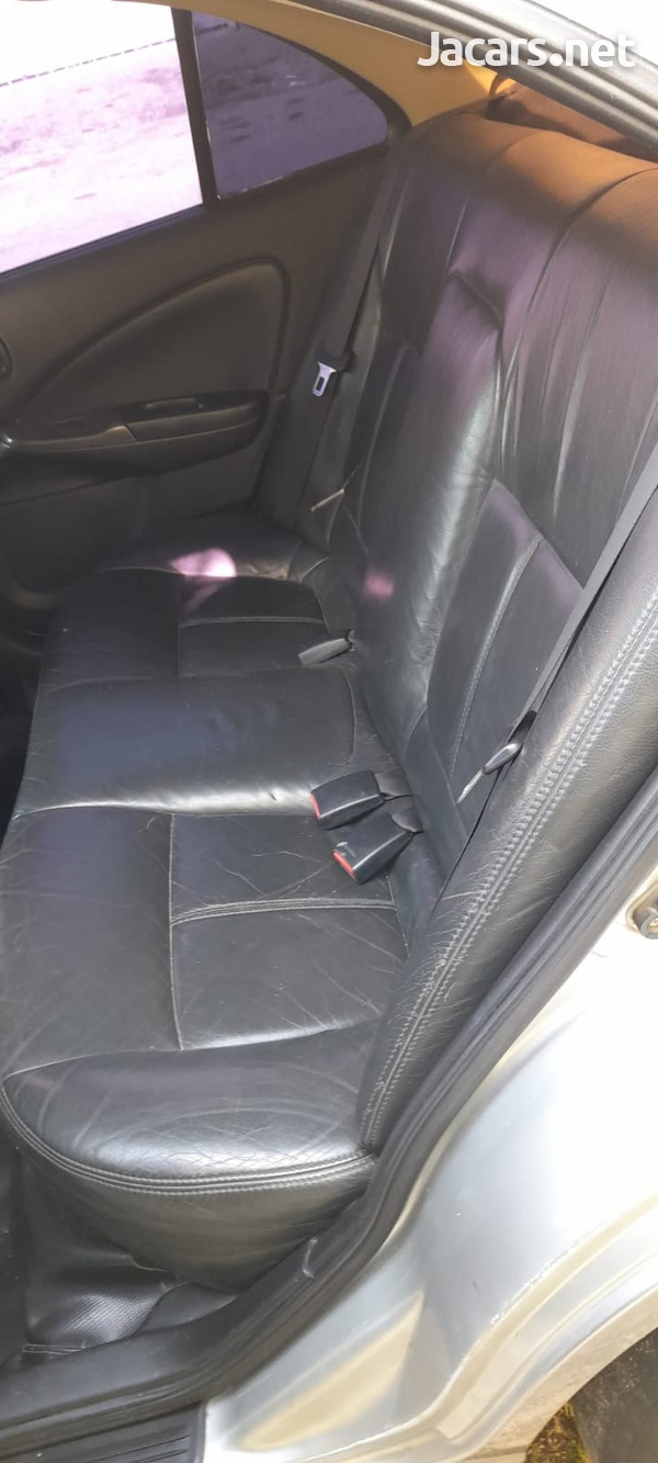 Nissan Sunny 1,6L 2007-6