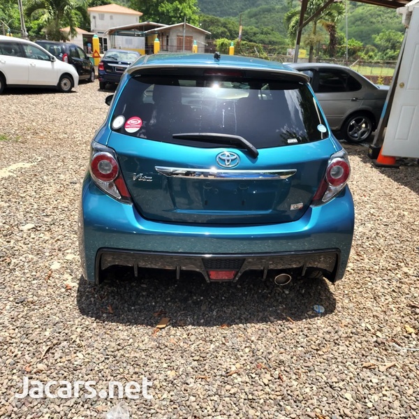 Toyota Vitz 1,5L 2013-2