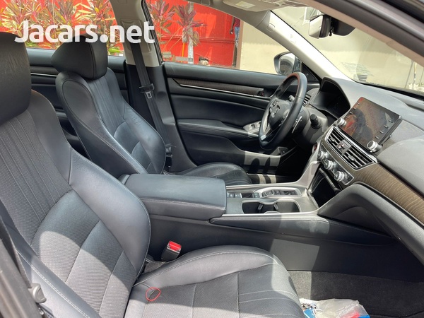 Honda Accord 2,0L 2018-6