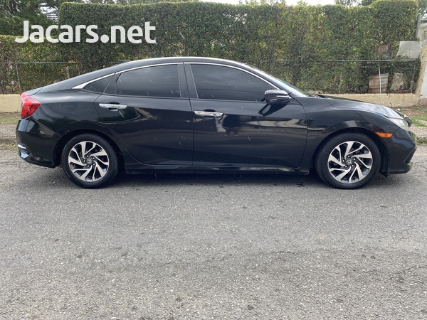 Honda Civic 2,0L 2018-11