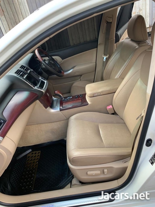 Toyota Crown 3,5L 2012-3