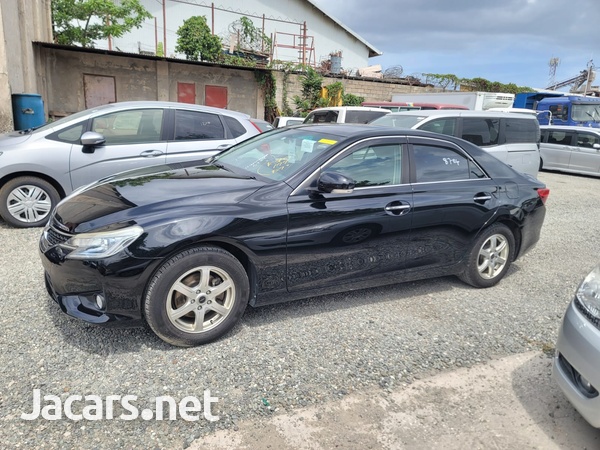 Toyota Mark X 2,5L 2013-3