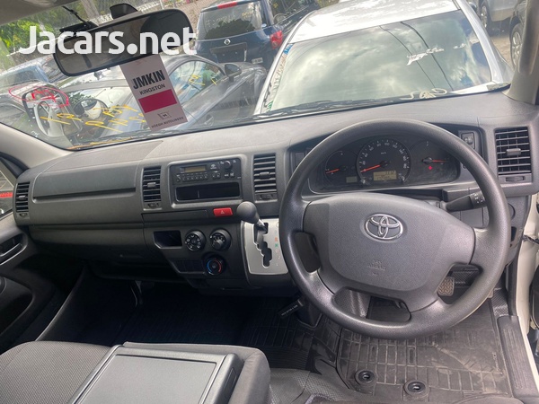 Toyota Hiace 2,0L 2017-5