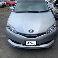Toyota Wish 1,8L 2012 Toyota Wish 1,8L 2012