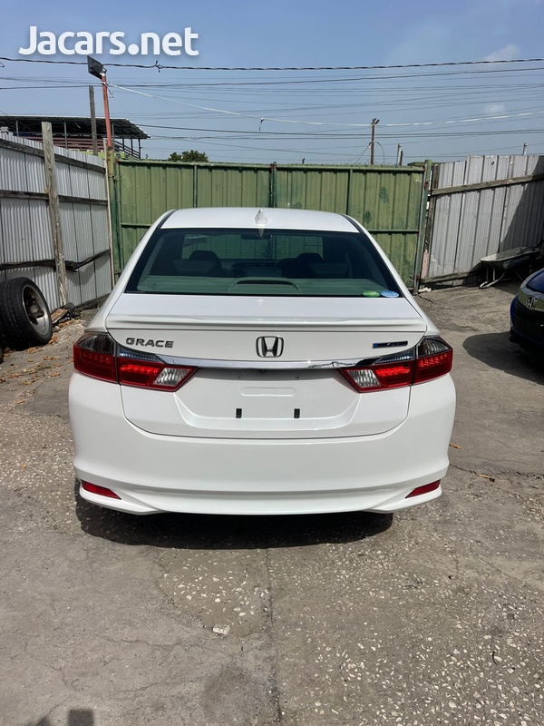 Honda Grace 1,5L 2016-5