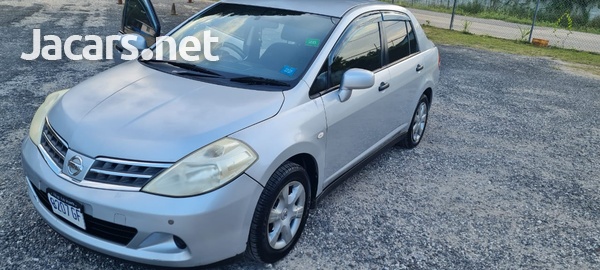 Nissan Tiida 1,5L 2011-3