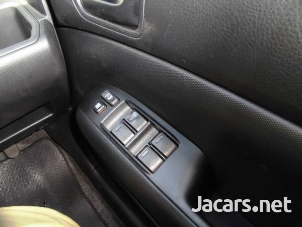 Toyota Probox 1,5L 2016-5