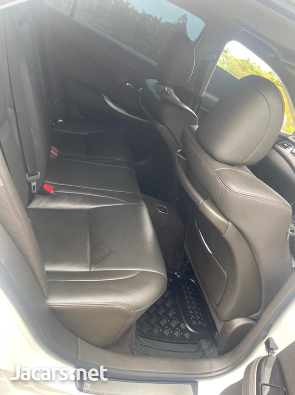 Toyota Crown 2,5L 2011-5