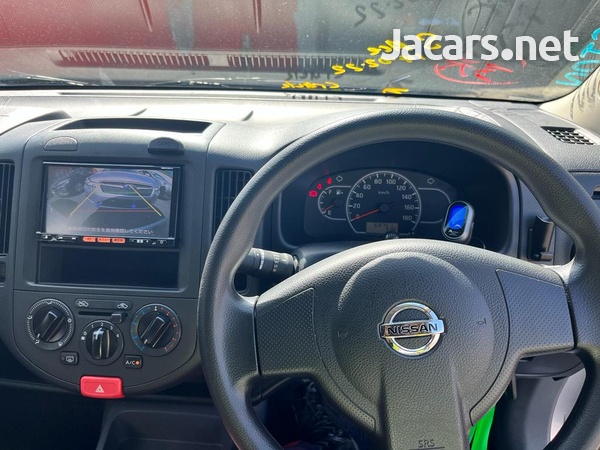 Nissan AD Wagon 1,5L 2016-6