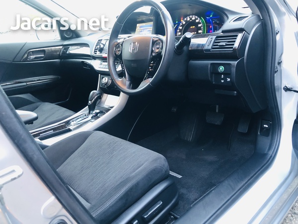 Honda Accord 2,0L 2013-10