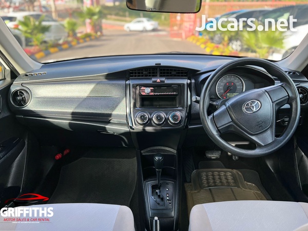 Toyota Axio 1,5L 2017-8