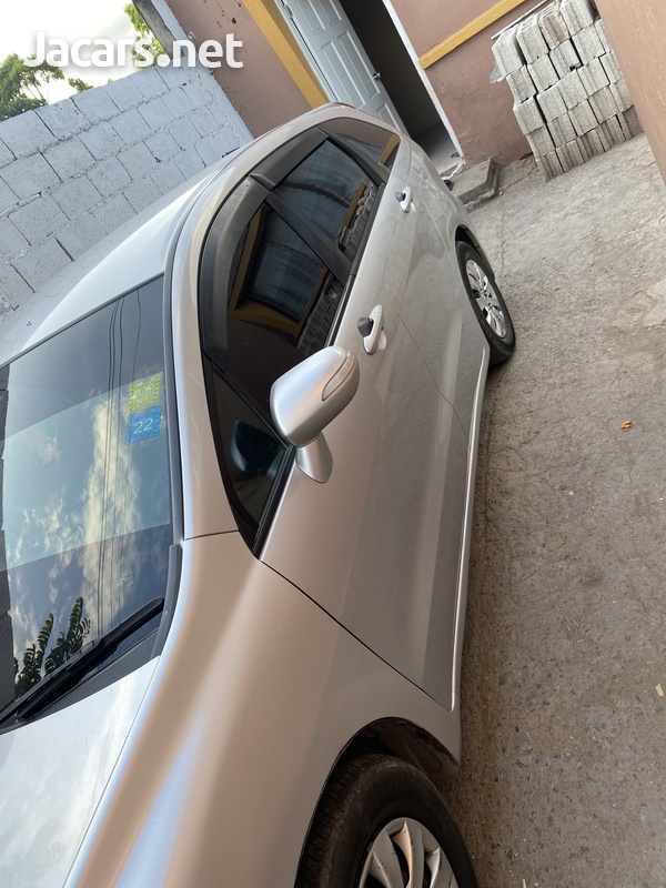 Honda Stream 1,8L 2011-8