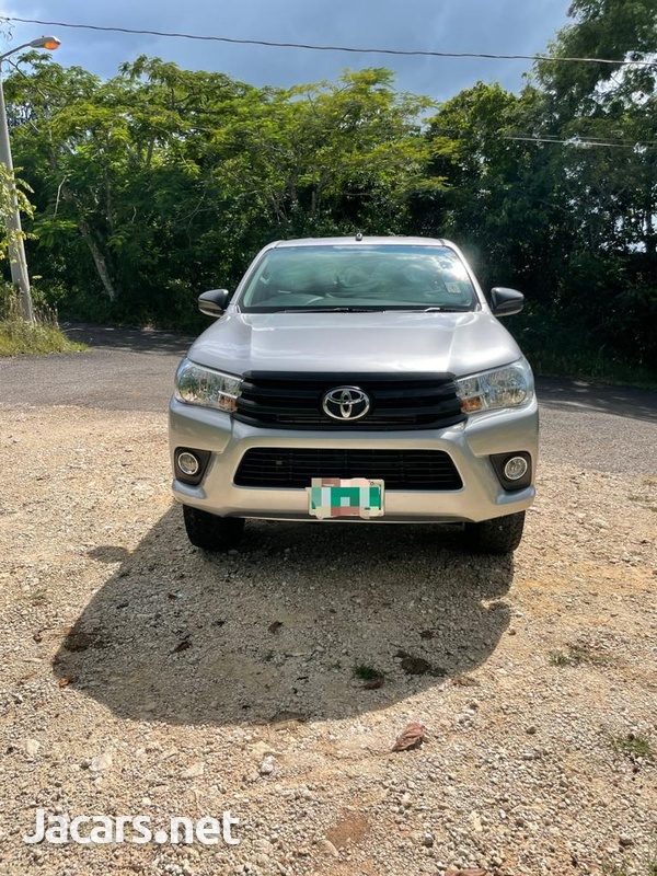 Toyota Hilux 3,0L 2017-1