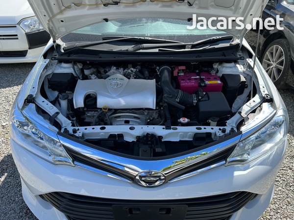Toyota Fielder 1,5L 2017-10