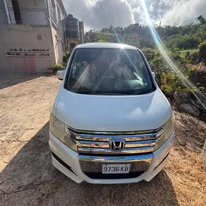 Honda Stepwgn Spada