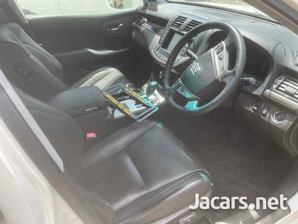 Toyota Crown 3,5L 2013-5