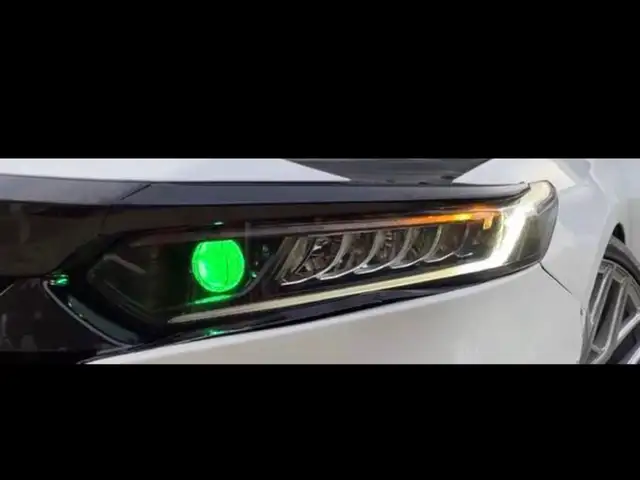 2018 Honda Accord head lights, Saint Ann
