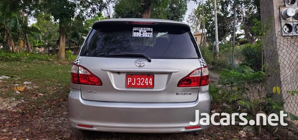 Toyota Ipsum 2,4L 2007-5