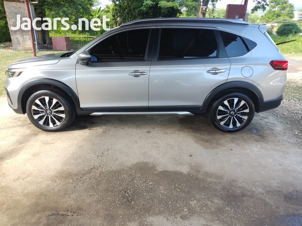 Honda BR-V 1,5L 2023-1