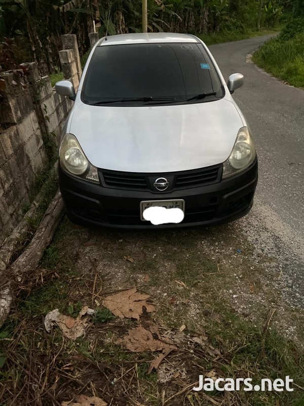 Nissan AD Wagon 1,5L 2012-6