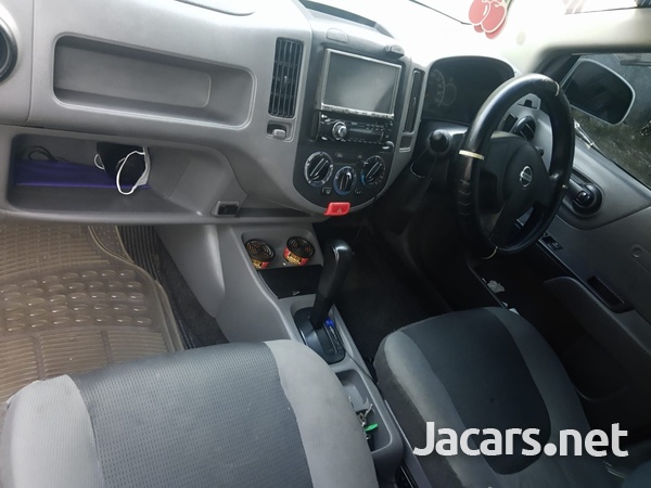 Nissan AD Wagon 2,0L 2012-2