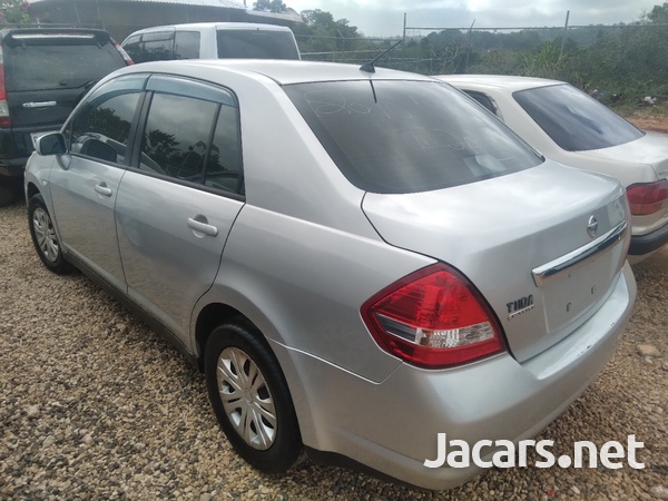 Nissan Tiida 1,5L 2010-7