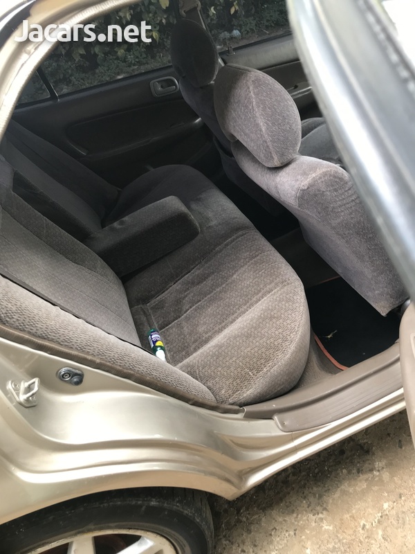 Toyota Corolla 1,5L 1997-5