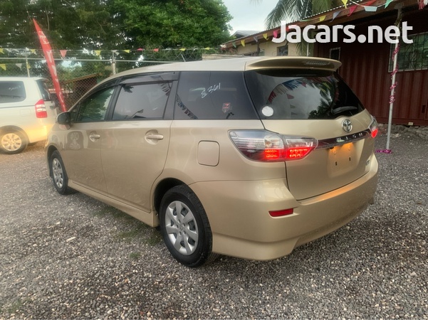 Toyota Wish 1,8L 2012-3