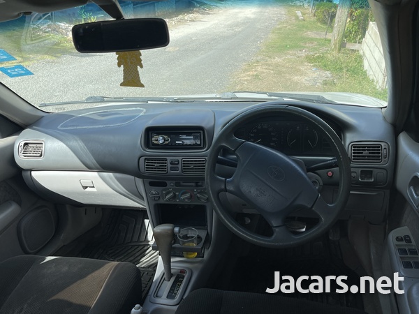 Toyota Corolla 1,6L 1999-4