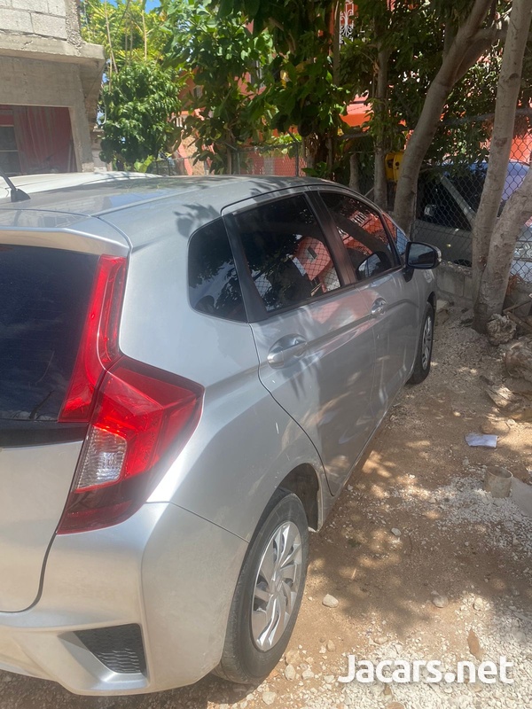 Honda Fit 1,5L 2014-8