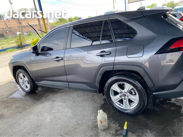 Toyota RAV4 2,0L 2020-3