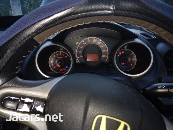 Honda Fit 1,3L 2011-1