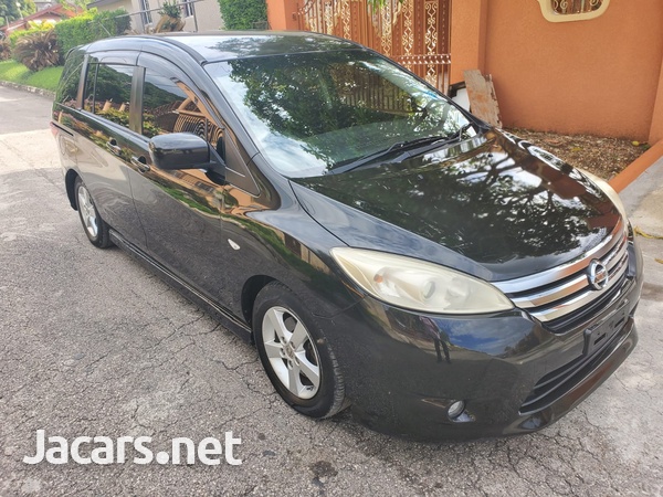 Nissan LaFesta 2,0L 2011-1