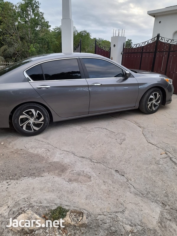 Honda Accord 3,0L 2016-7