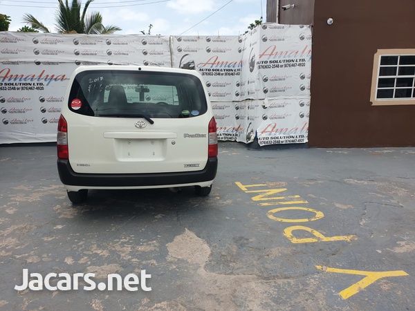 Toyota Probox 1,5L 2016-7
