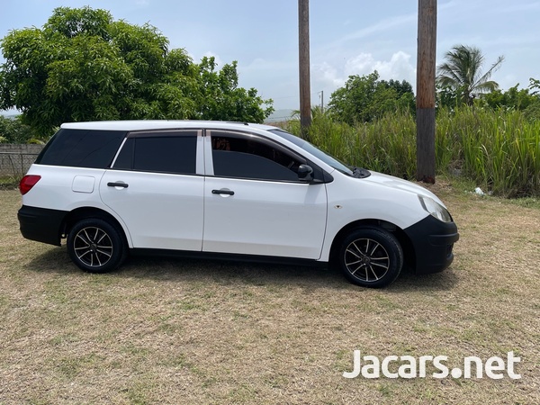 Nissan AD Wagon 1,5L 2012-3