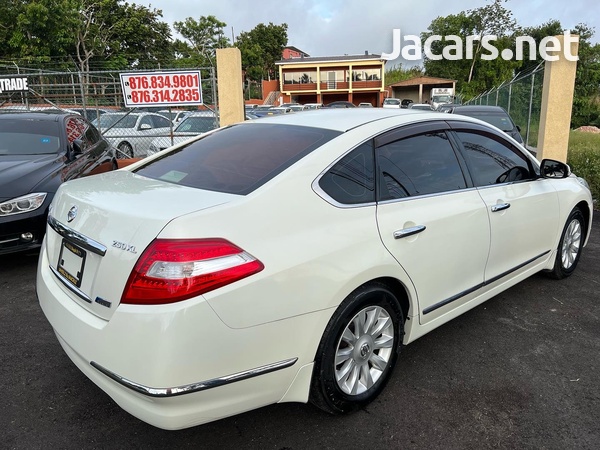 Nissan Teana 2,5L 2011-3