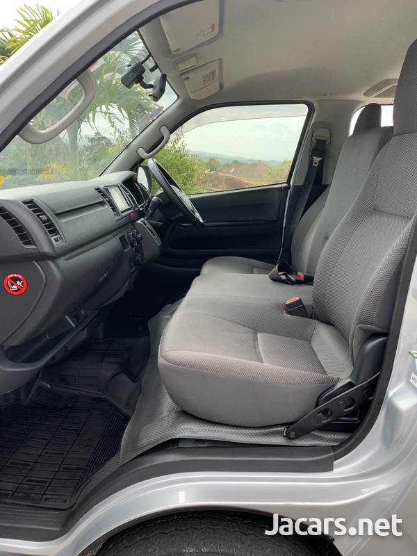 2016 TOYOTA HIACE-5
