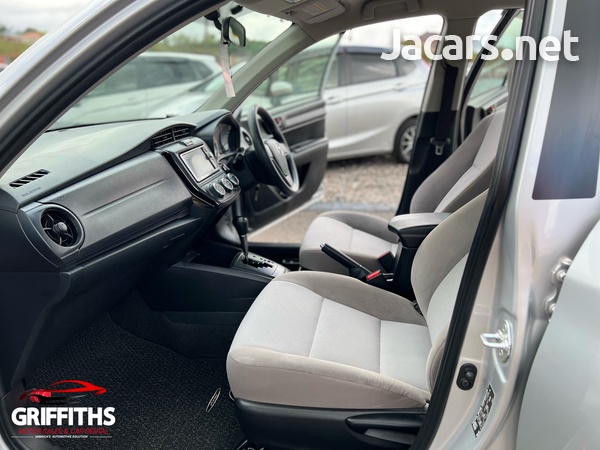 Toyota Axio 1,5L 2017-13