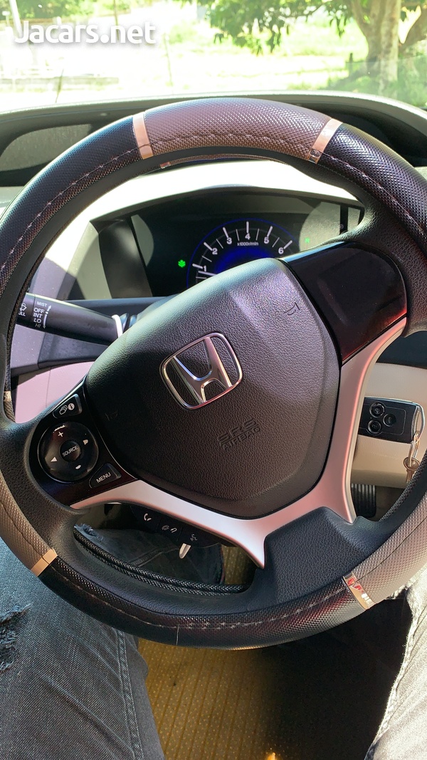 Honda Civic 1,8L 2013-8