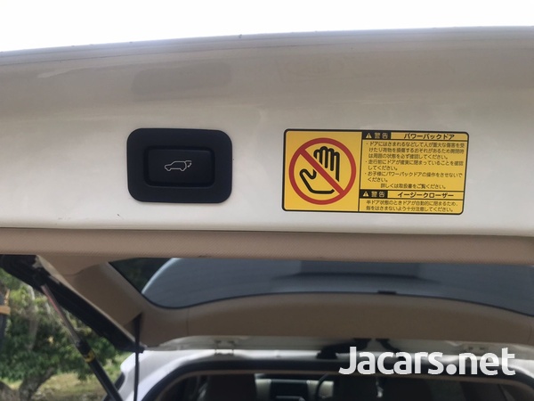 Toyota Estima 2,4L 2013-9