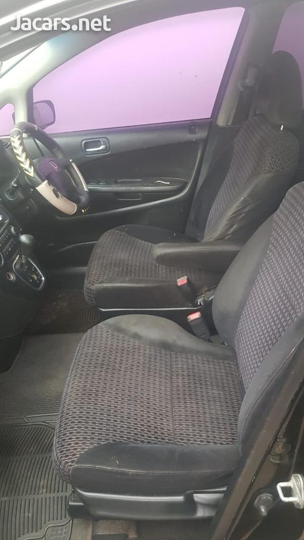 Honda Stream 2,0L 2001-5