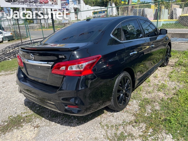 Nissan Sentra 1,8L 2017-4