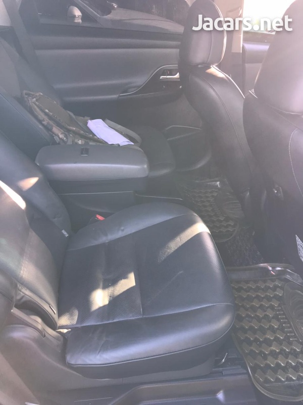 Toyota Mark X 3,5L 2012-6