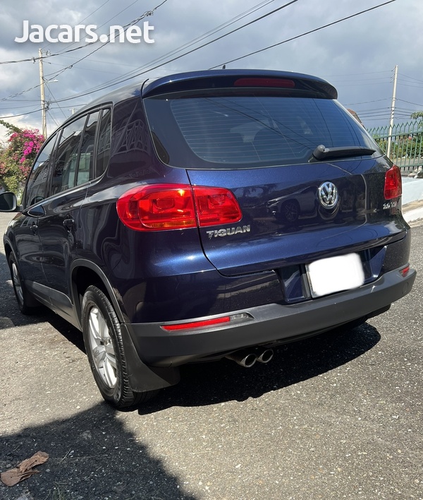Volkswagen Tiguan 2,0L 2014-5