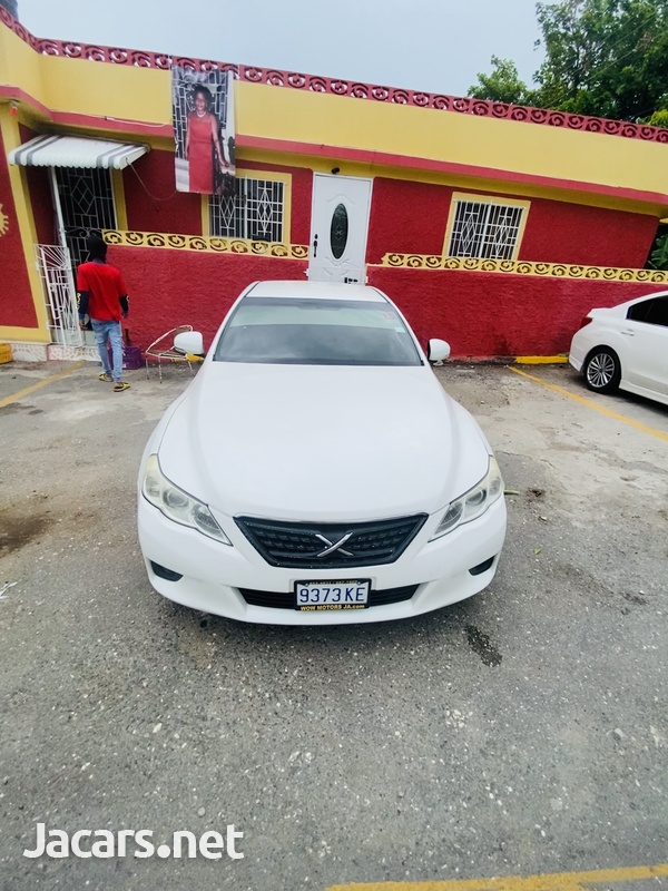 Toyota Mark X 2,5L 2010-1