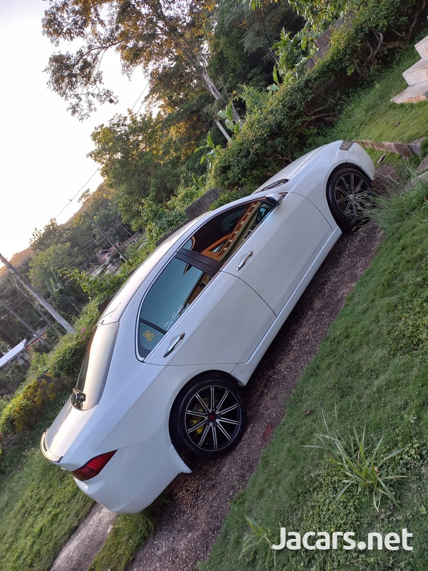 Honda Accord 2,0L 2004-2